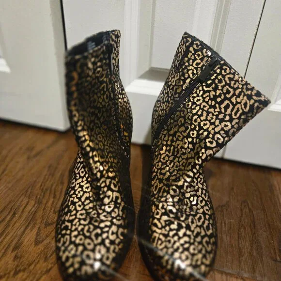 NWOT Torrid gold and black leopard print platform bootie size 9.5ww - Picture 4 of 9